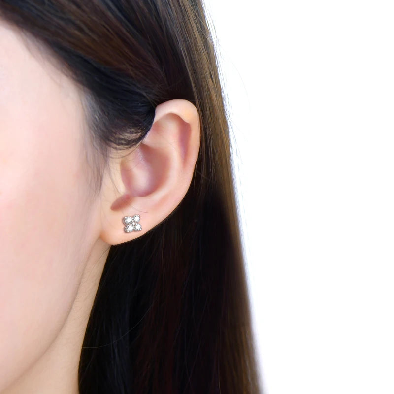 OXTAO D Color 3.0mm Moissanite Stud Earring Ladies 925 Sterling Silver Daily Wear Fashion Four Leaf Clover Earrings Jewelry Gift