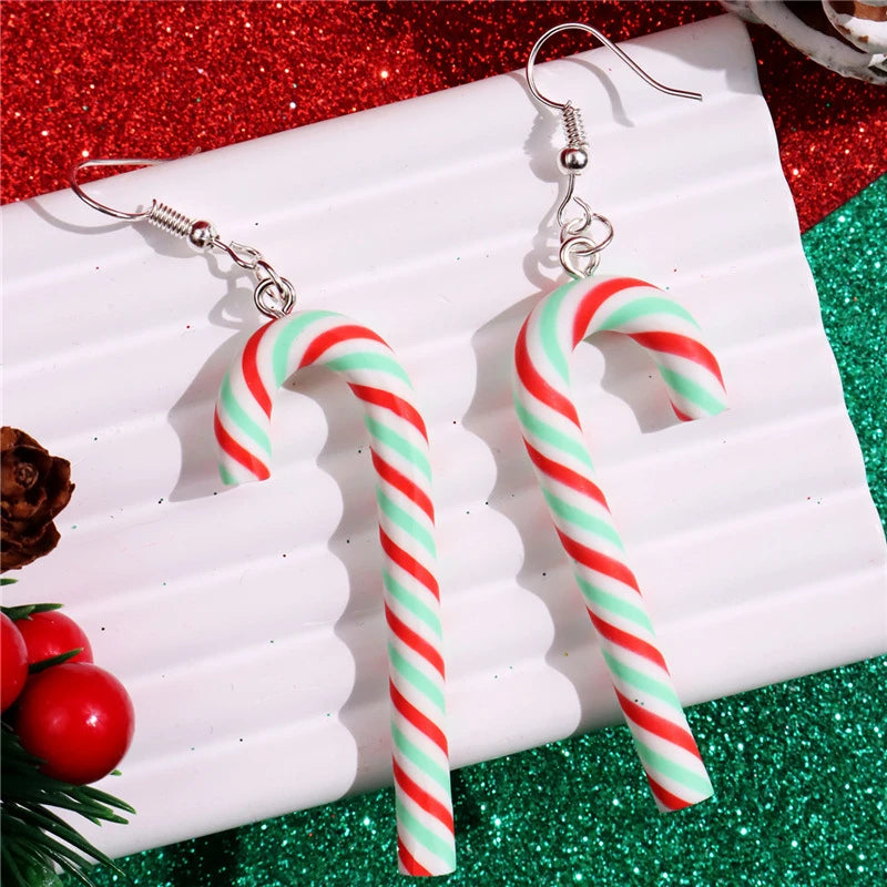 Boucles d'oreilles de Noël à rayures colorées Design Sense pour femmes, pendentif simple en forme de canne à sucre, boucles d'oreilles longues pour filles, bijoux de Noël et de Nouvel An