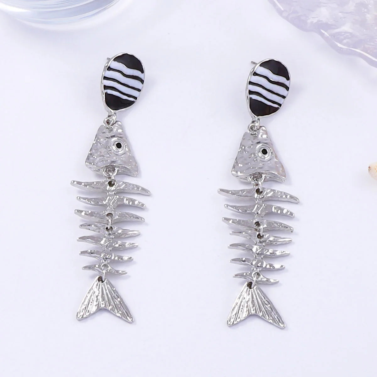 ZAA Personalized Trendy Retro Fish-bone Ocean Leisure Earrings