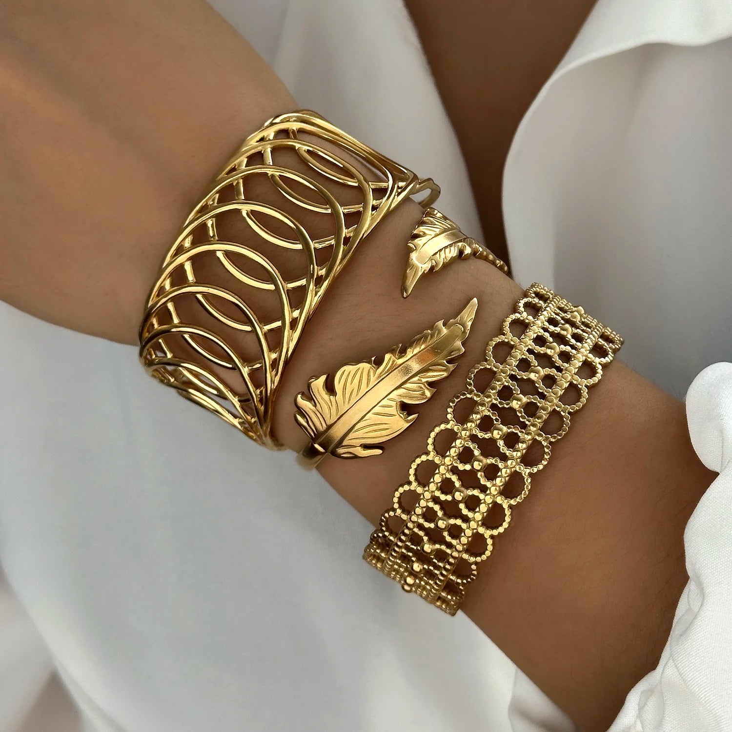 Stainless Steel Multilayer Wave Wide Bangles for Women Gold Color Metal Chunky Flower Cuff Bangle Bracelets Aesthetic Jewelry