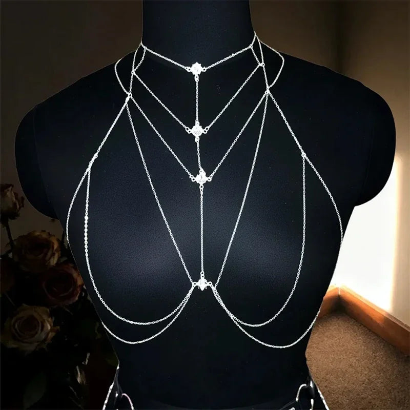 Ladies' Luxurious Body Chain, Diamond-shaped with Square Rhinestones, Outlining the Collarbone Line, Versatile、Fashionable Style
