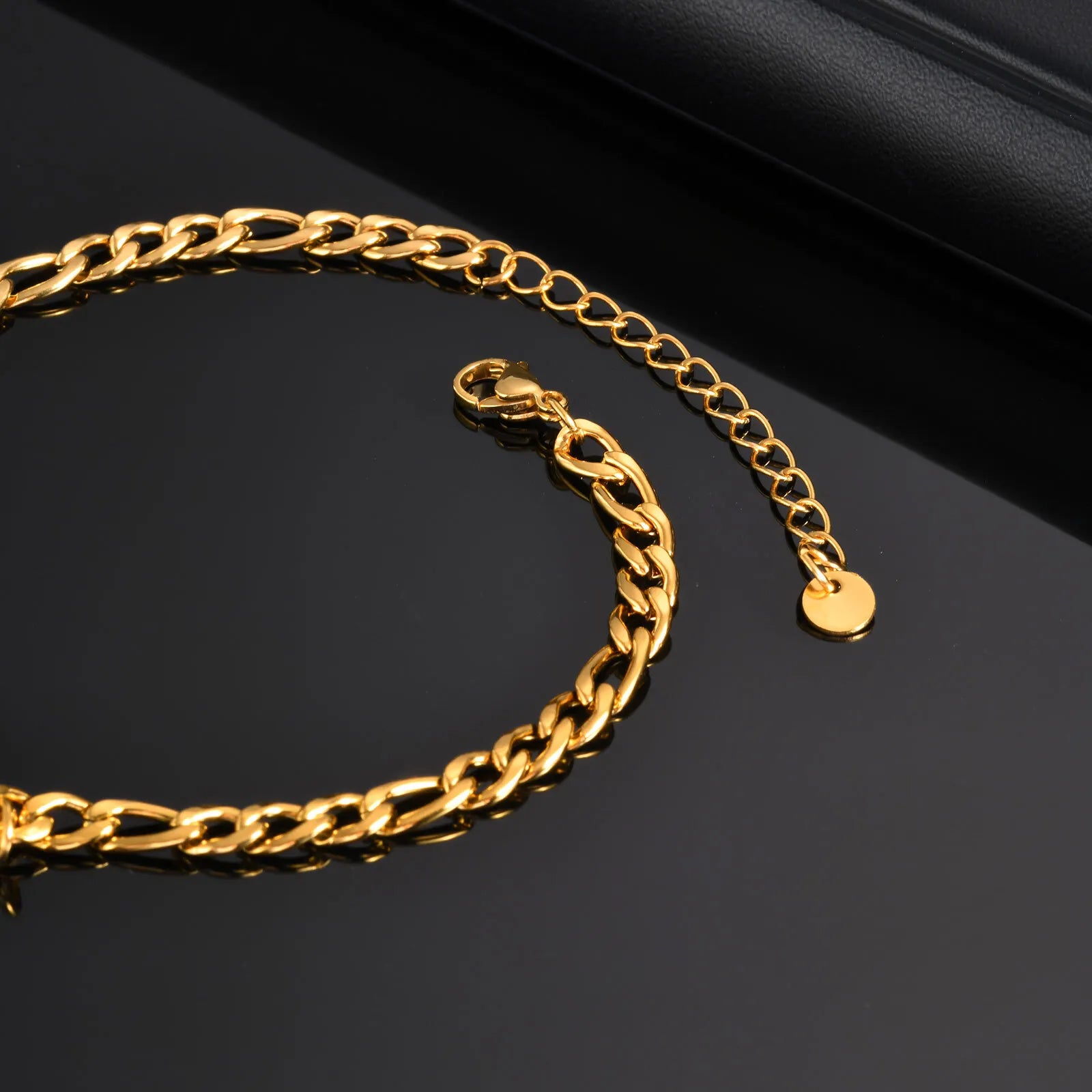 Vnox Mens Figaro Chain Bracelets A-Z Initials Charms Bracelet, Adjustable Stainless Steel Name Bracelet Fathers Day Gift for Dad