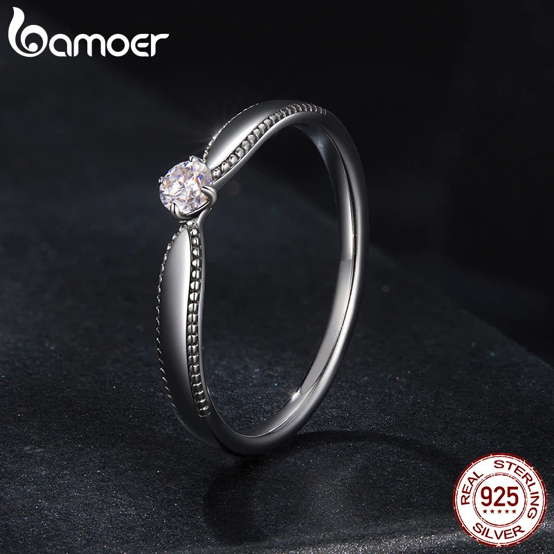 BAMOER 925 Sterling Silber Exquisiter Moissanite Ring für Frauen Jahrestags-Aussage-Geschenk Edlen Schmuck MSR062