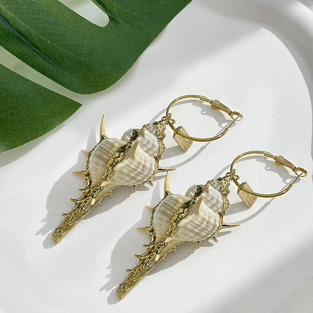 Bohemian Shell Conch Rattan Knit Drop Earrings for Women Gold Color Geometric Round Irregular Earrings Summer Beach Jewelry