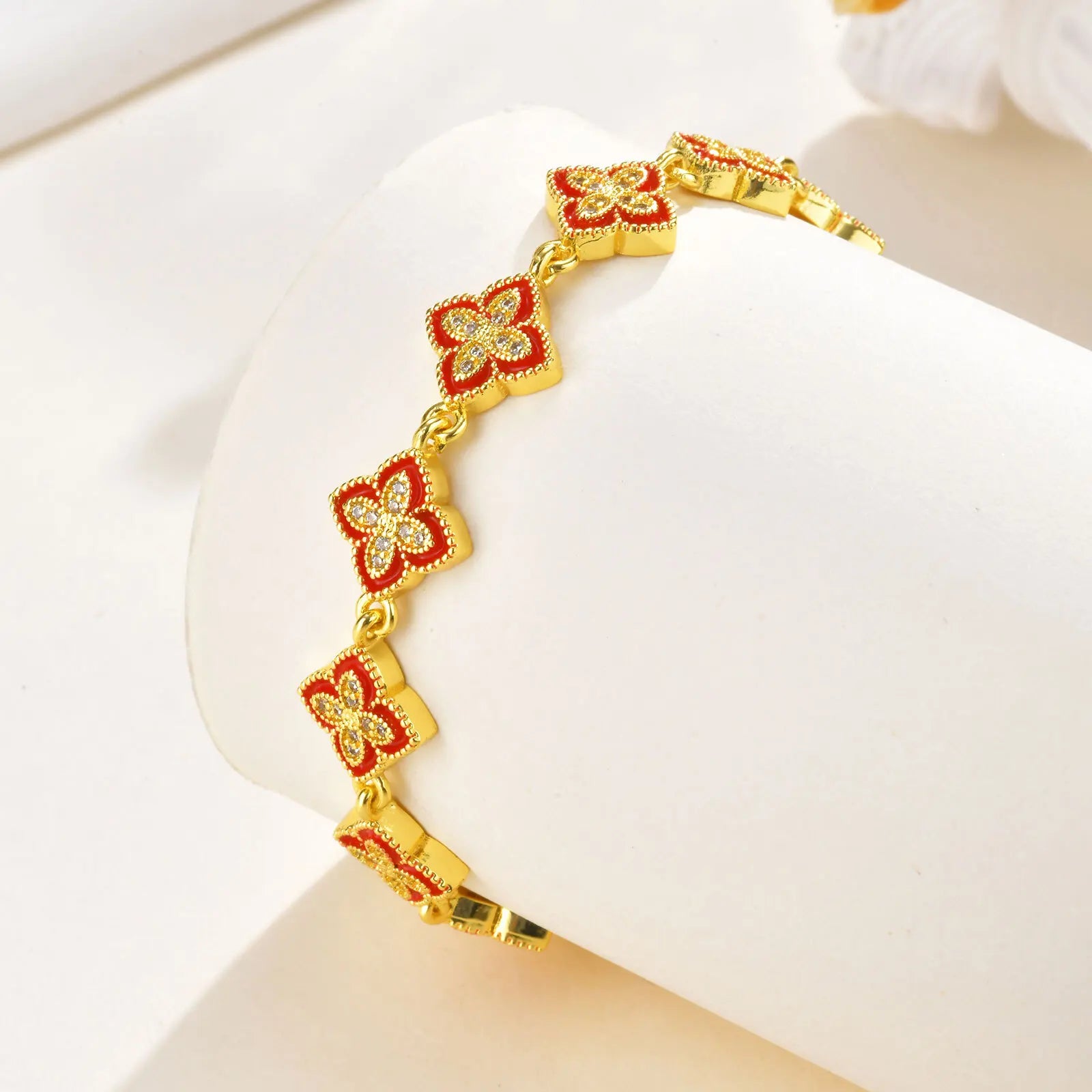 Vnox Gorgeous Four Leaf Clover Bracelet For Women,Dainty Zircon Flowers Chain Bracelets,Gifts To Mom Girlfriend Fashion Jewelry