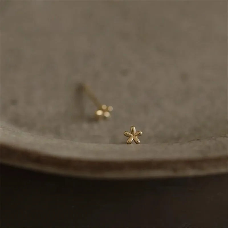 925 Sterling Silver Plating 14k Gold Mini Glossy Flower Stud Earrings for Women Cute Simple Exquisite Jewelry