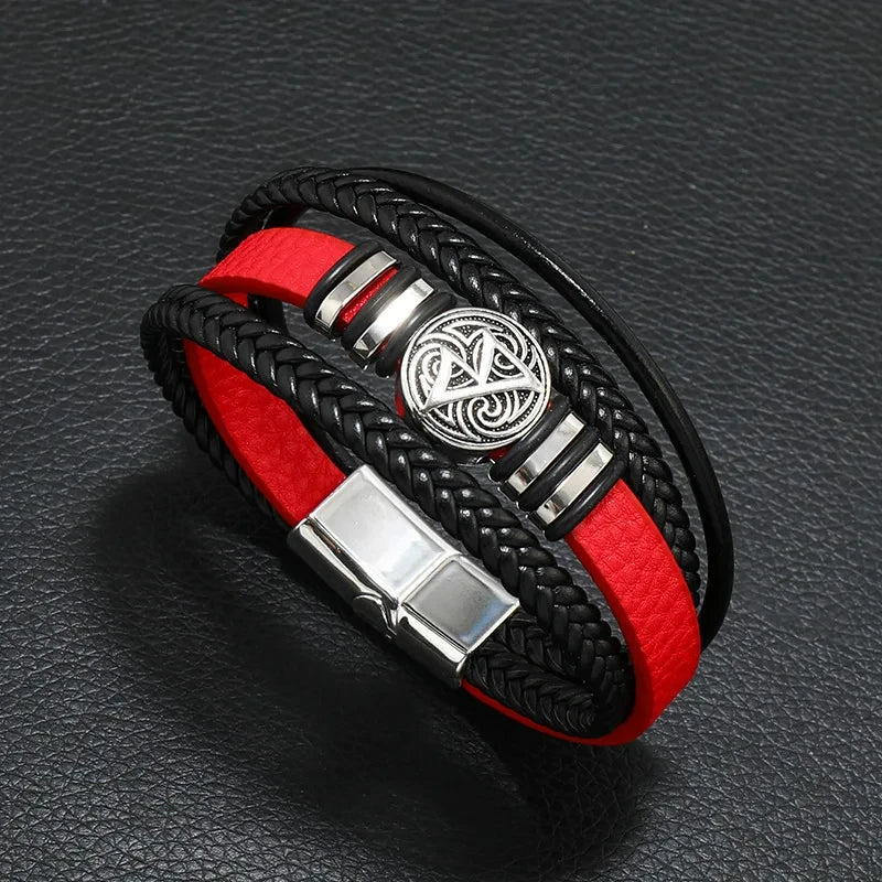 Bracelet en cuir pour homme avec symboles musicaux, style vintage et créatif. Bracelet simple multicouche en cuir.