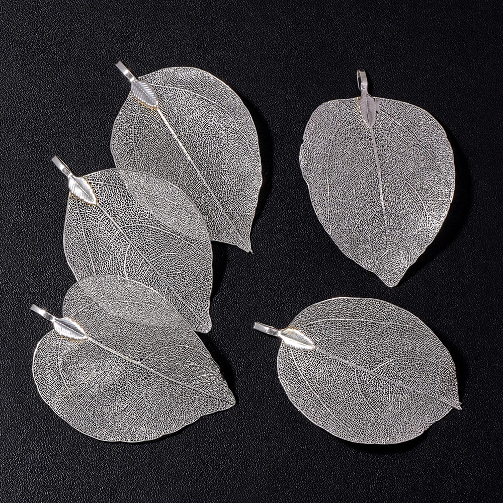 Pendentif en métal avec de véritables feuilles naturelles multicolores, idéal pour la création de bijoux (boucles d'oreilles, colliers, etc.) - Lot de 5