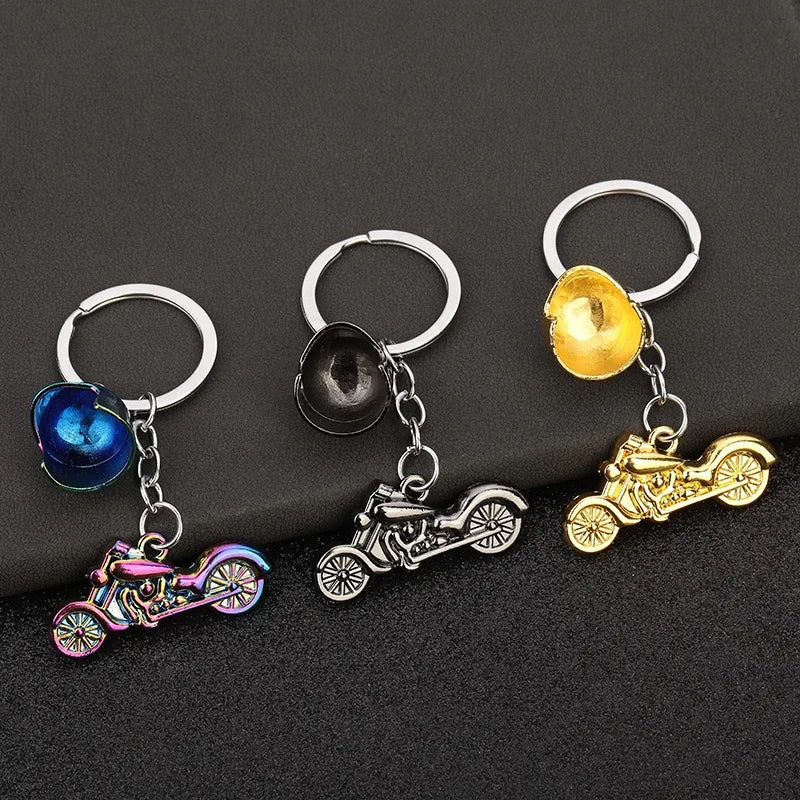 2025 New Creative Motorcycle Keychain Men Women 3 Colors Locomotive Helmet Metal Holder Pendent Key Ring Bag Decoration Jewelry