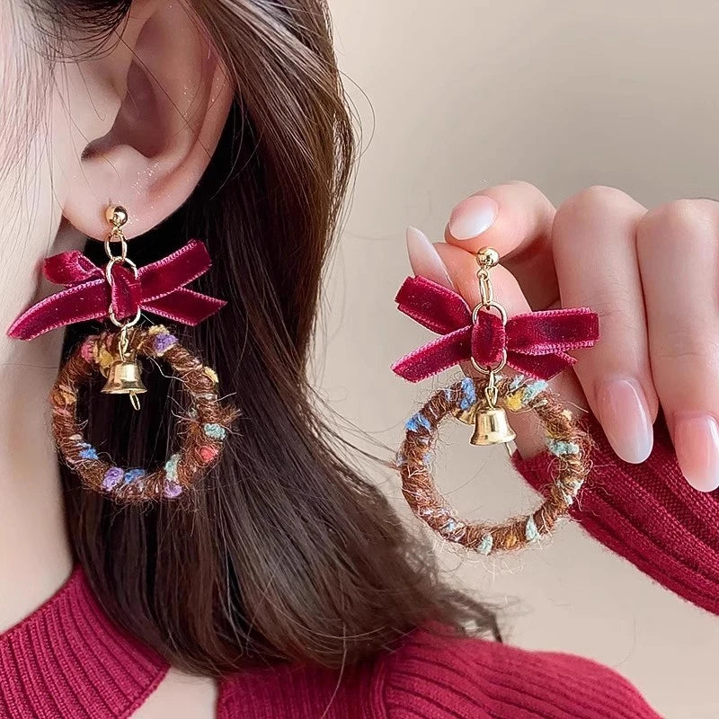 Lovely Zircon Snowflake Pearl Charm Earring For Women Christmas Flocking Hairball Bowknot Stud Earrings New Year Party Jewelry