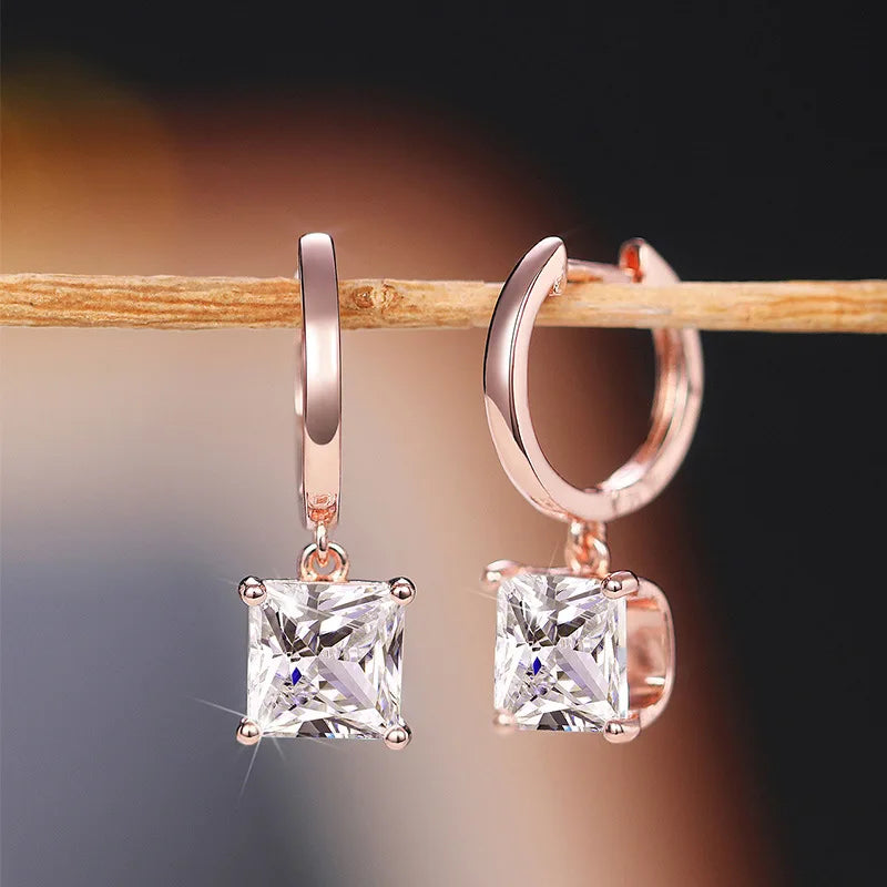 2024 Korean New Simple Geometry Earrings Fashion Temperament Sweet Diamonds Earrings Female Jewelry Earrings for Women