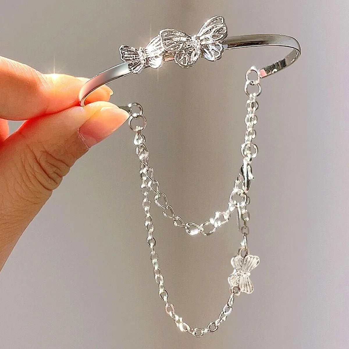 Y2K Zircon Ins Bracelets for Women Korean Fashion Sweet Girls Sparkling Hollow Heart Delicate Chain Bracelet Party Jewelry Gifts