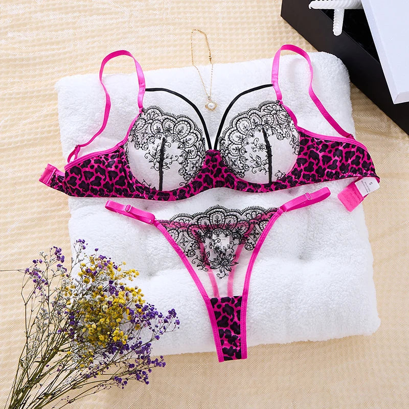 Lingerie Sexy Hot Female Lace Underwear Transparent Bra Panty Set Three-point Underwear Pure Desire Leopard Print Lingerie Set