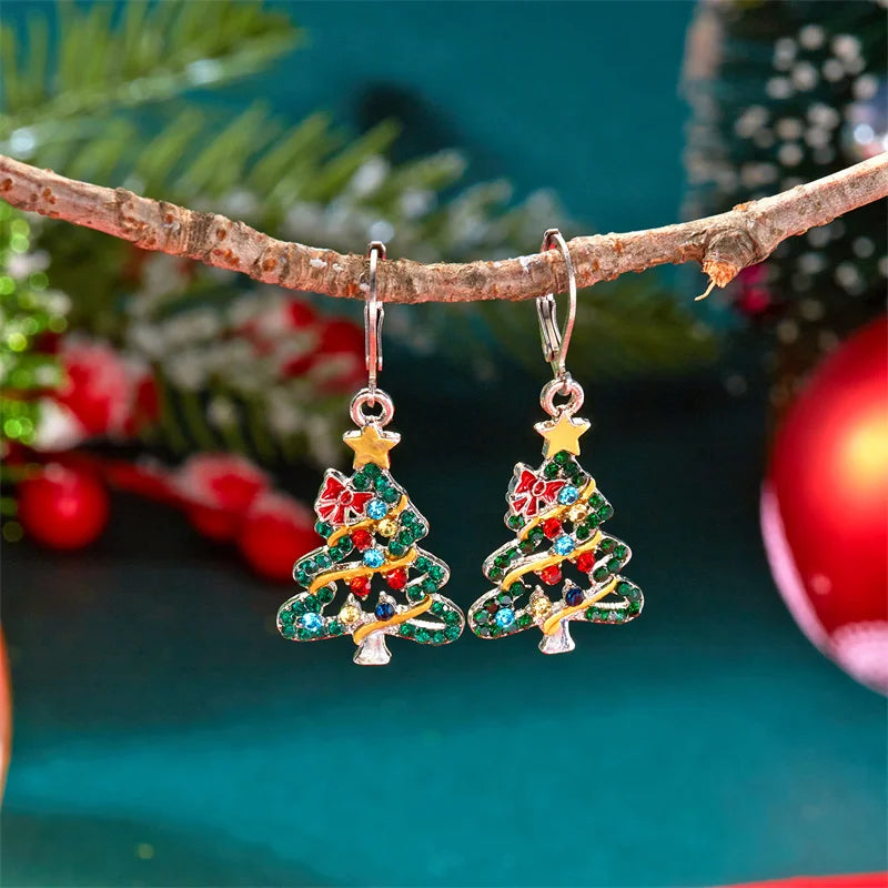 Vintage Metal Splicing Christmas Tree Long Drop Earrings for Women Hollow Xmas Tree Star Dangle Earring Party Punk Cool Jewelry