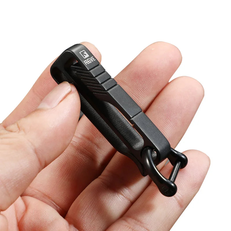 Baked Black Titanium Keychains Men Luxury Belt Car Key Chain Durable EDC Waist Hanging for Key Ring Holder Keychain Best Gifts