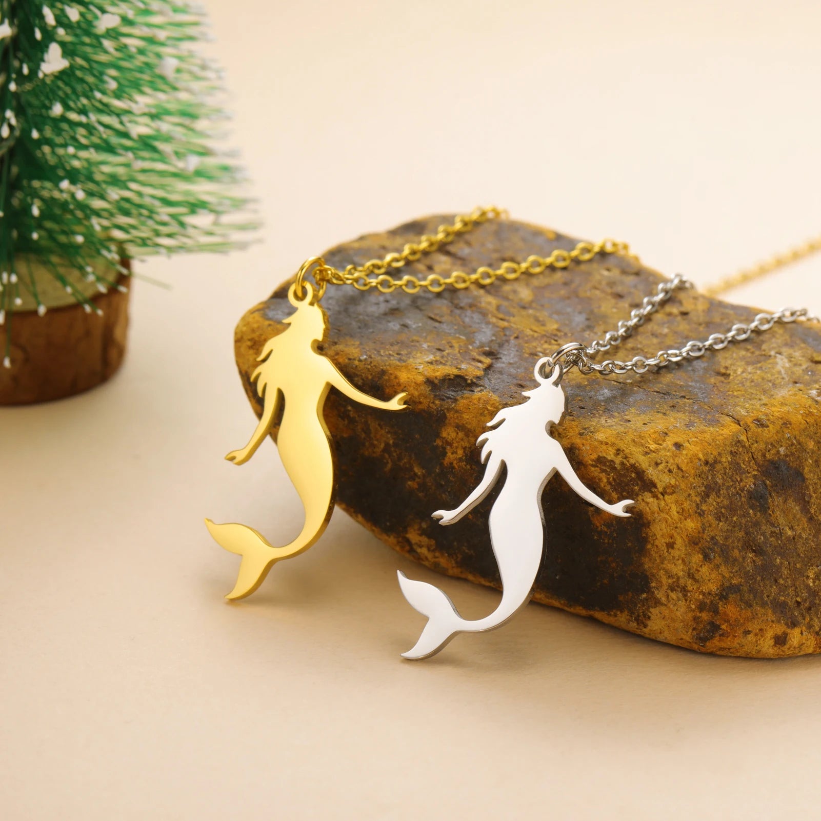 Colliers de sirène en acier inoxydable Dreamtimes Pendentifs Chaîne de cou Ras du cou Bijoux une pièce Chaîne de clavicule Bijoux Femmes