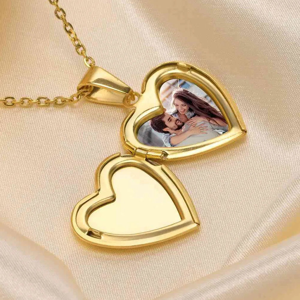 Vnox Women Locket Necklaces, Openable Heart Pendants, Stainless Steel Shell Photo Frame Necklace