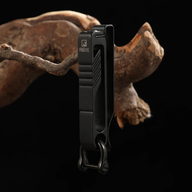 Baked Black Titanium Keychains Men Luxury Belt Car Key Chain Durable EDC Waist Hanging for Key Ring Holder Keychain Best Gifts