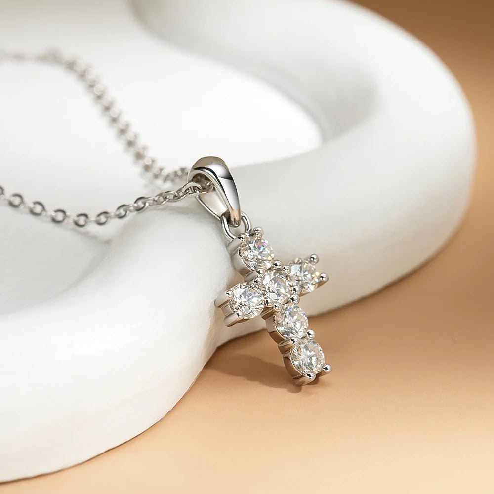 Serenity 0.6ct D Color Moissanite Cross Necklace For Women Anniversary Gift S925 Silver Crucifix Pendant Neck Chain Fine Jewelry - Madeinsea©
