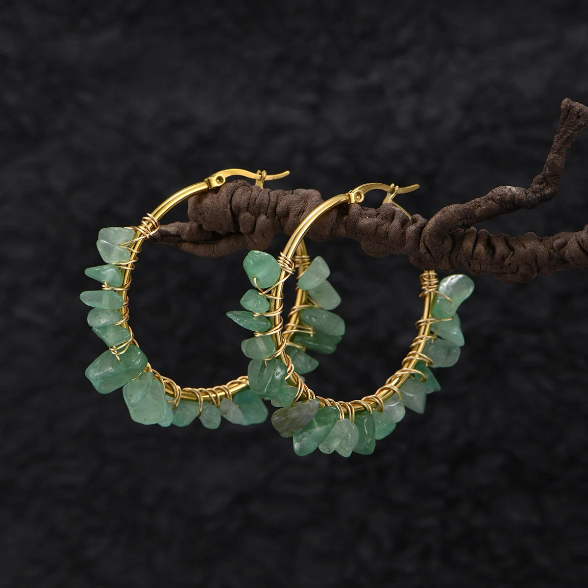 A Pair of Fashionable and Creative Round Natural Stone/Turquoise Earrings, Various Colors of Stone Earrings