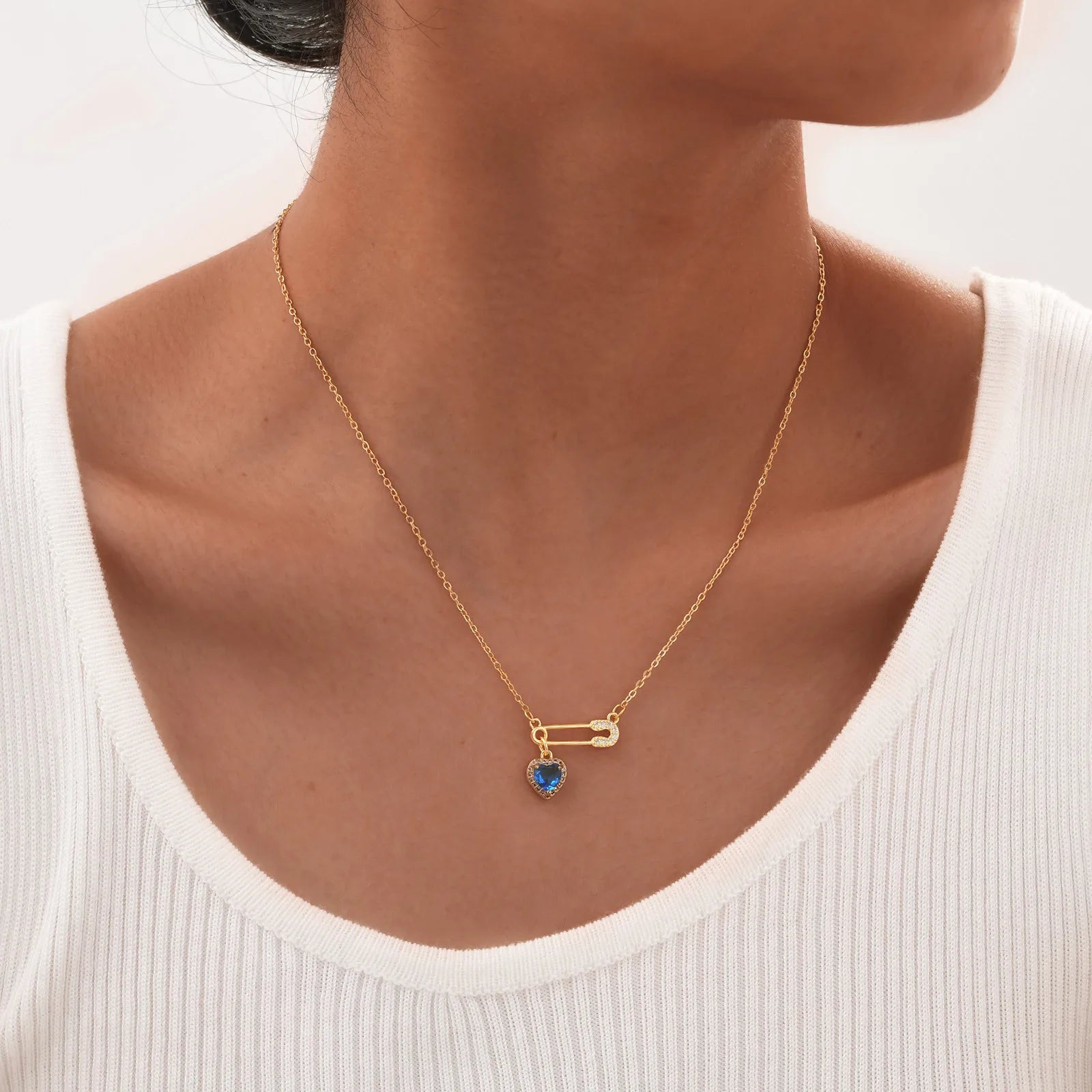 Vnox Dainty Stainless Steel Zircon Heart U-shape Necklace For Women,Creative Love Colored Stone Pendant,Aesthetic Jewelry Neck