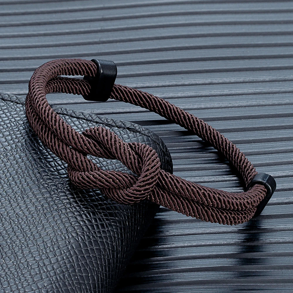 MKENDN Schwarzes Metallarmband mit quadratischem Knoten, handgefertigt, verstellbar, für Damen und Herren, Schmuckgeschenk für Paare