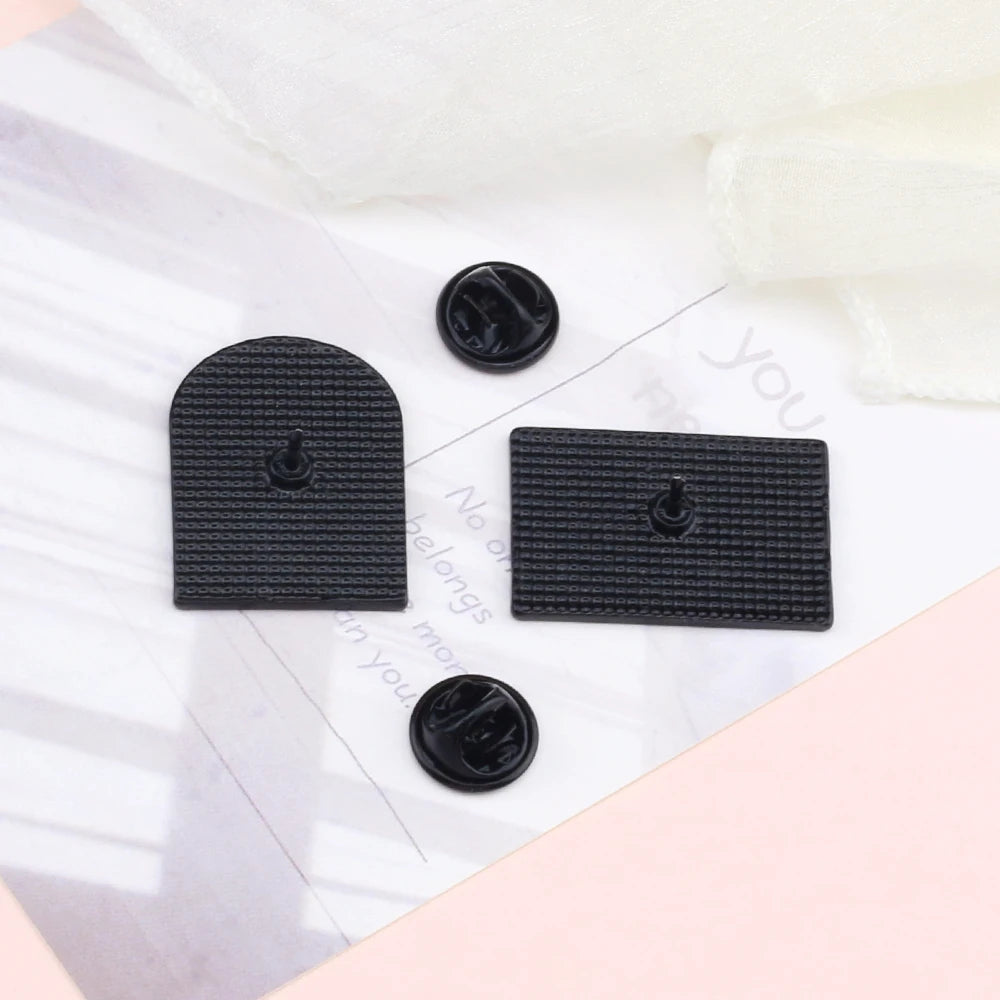 New Punk Style Dark Skull Enamel Pin High Quality FEELING GOOD Brooches Women Men Coat Lapel Pin Badges Jewelry Gift for Friend