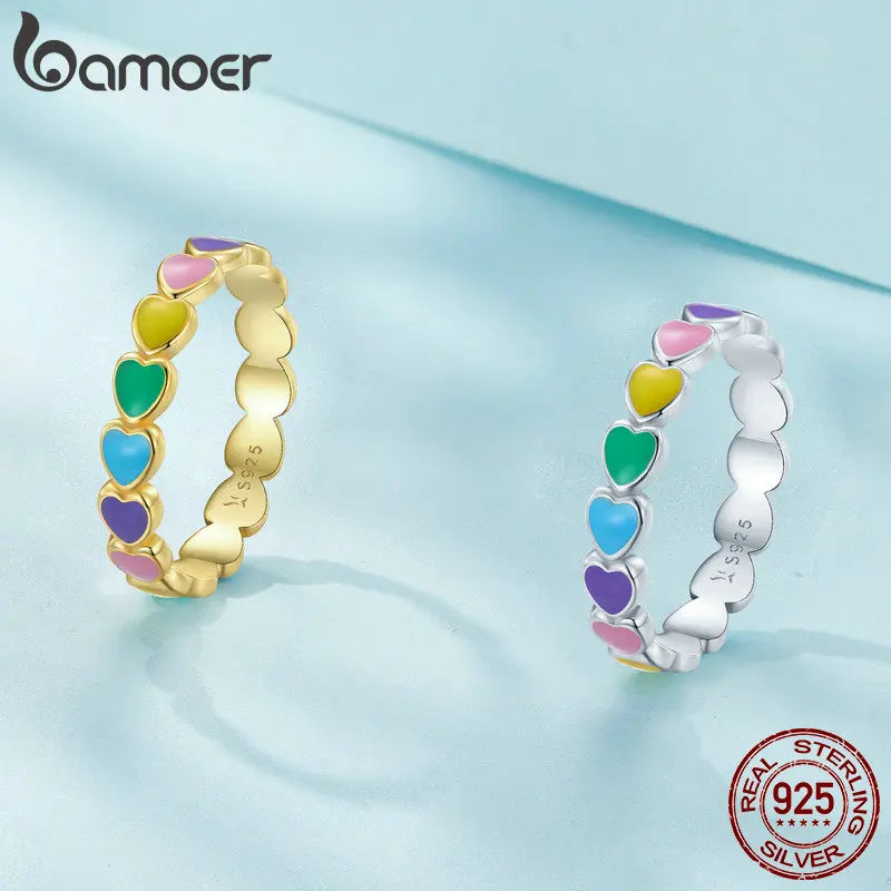 BAMOER 925 Sterling Silber Niedlicher Regenbogen-Herz-Fingerring für Frauen Stapelbarer Silberring mit Mini-Herzen Trendy Schmuck SCR444