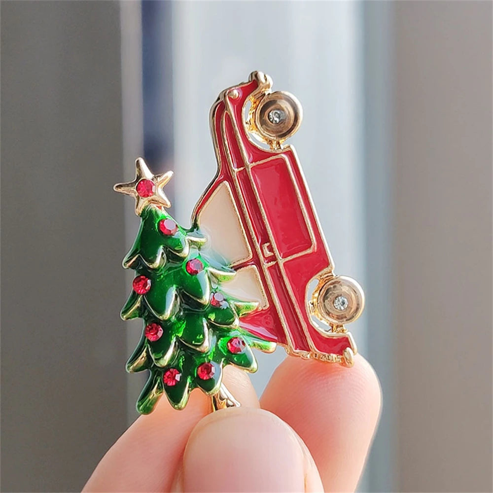 European and American fashion creative design Christmas tree brooch alloy oil drop car pin Christmas atmosphere accessories