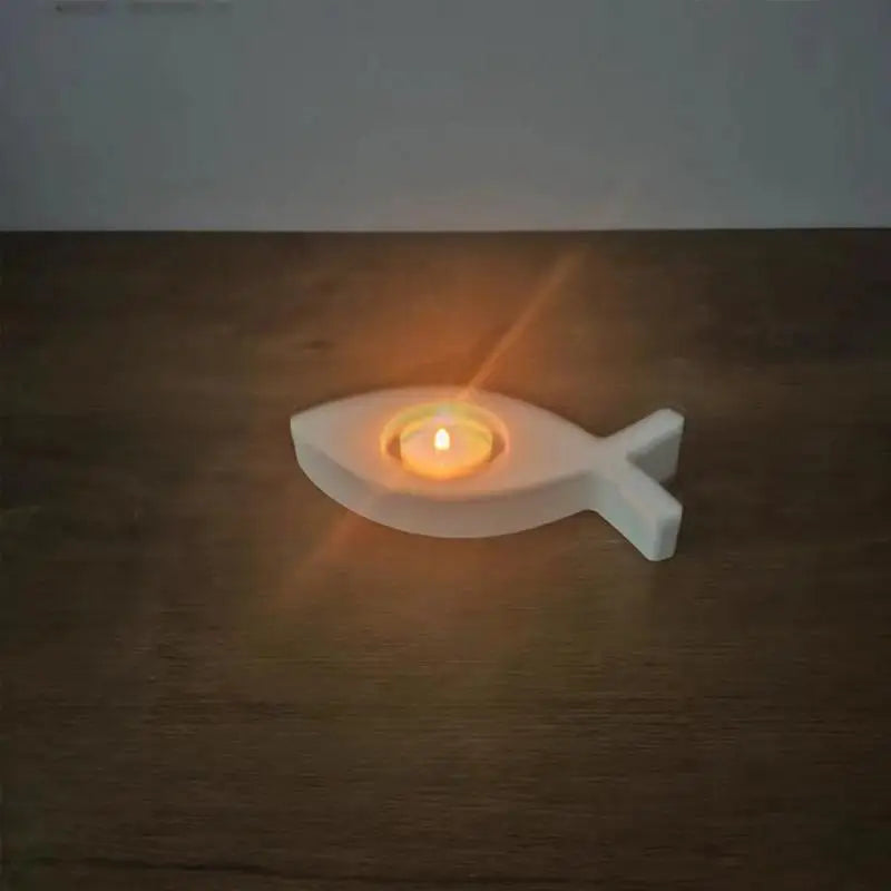 Fischförmiger Kerzenhalter aus Silikonform