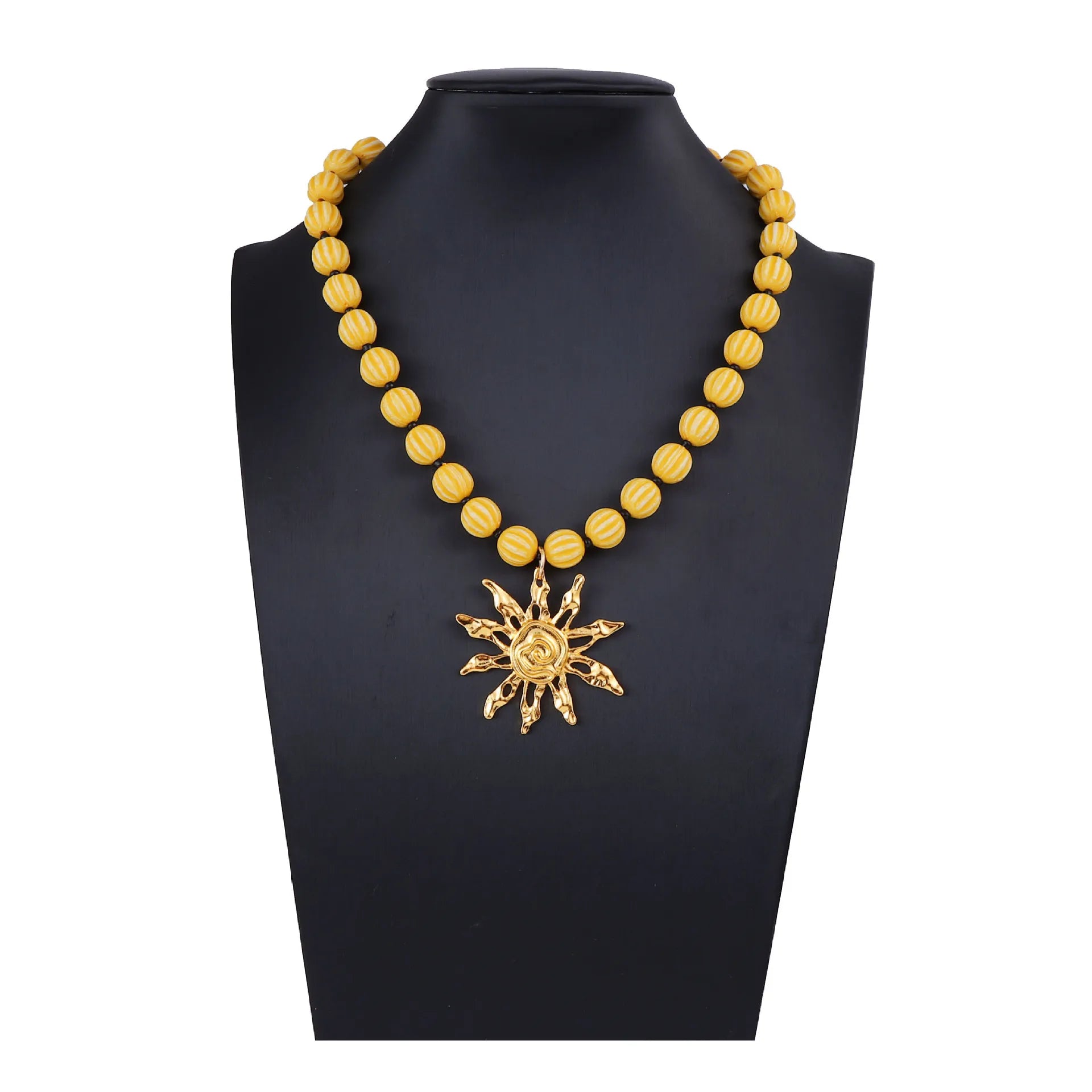 ZAA Fashion Leisure Alloy Sunflower Pendant Necklace