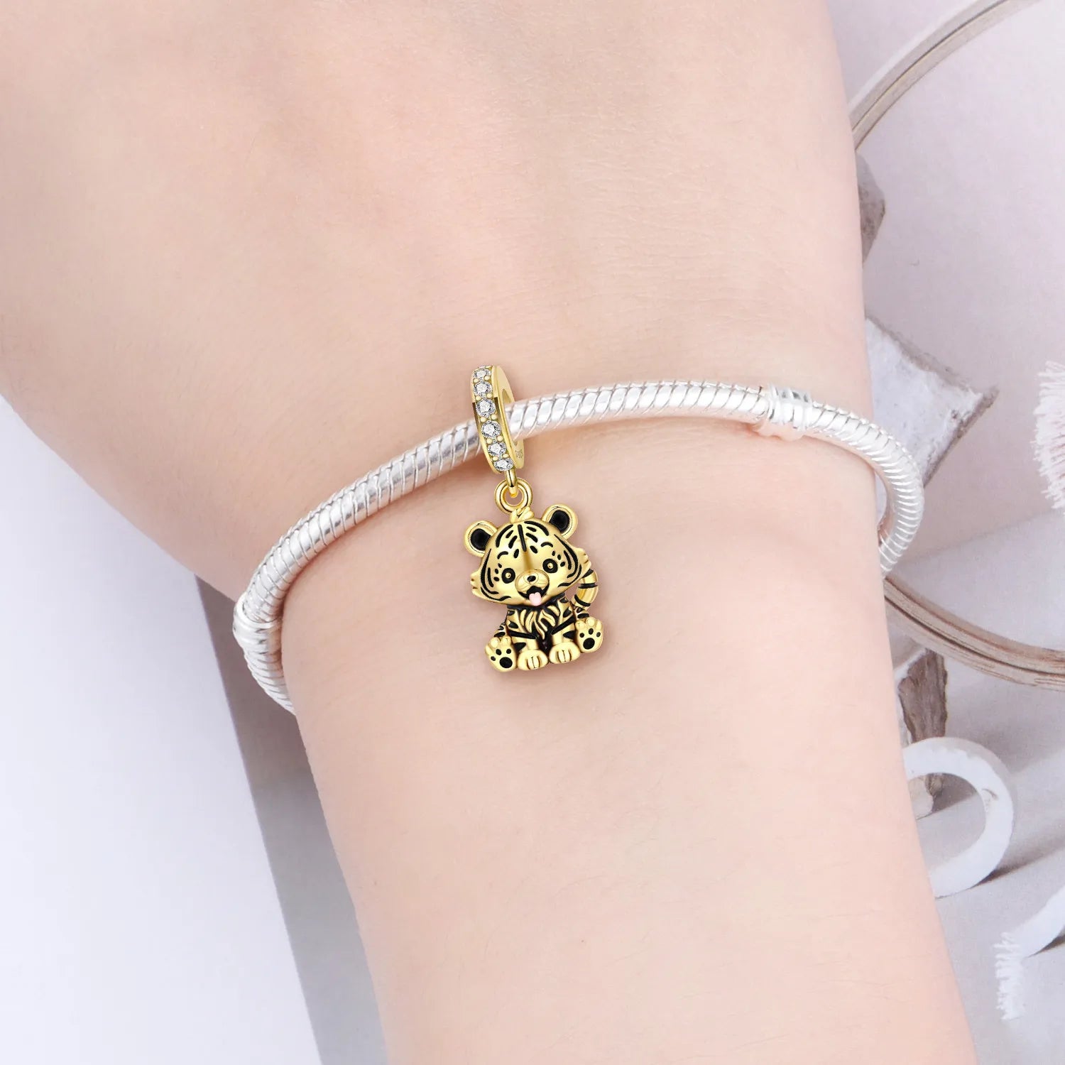 PANPOKI 925 Sterling Silver Cute Little Tiger Animal Pendants Bracelet Charms Fit Women Jewelry Party Beads DIY Trendy Gifts