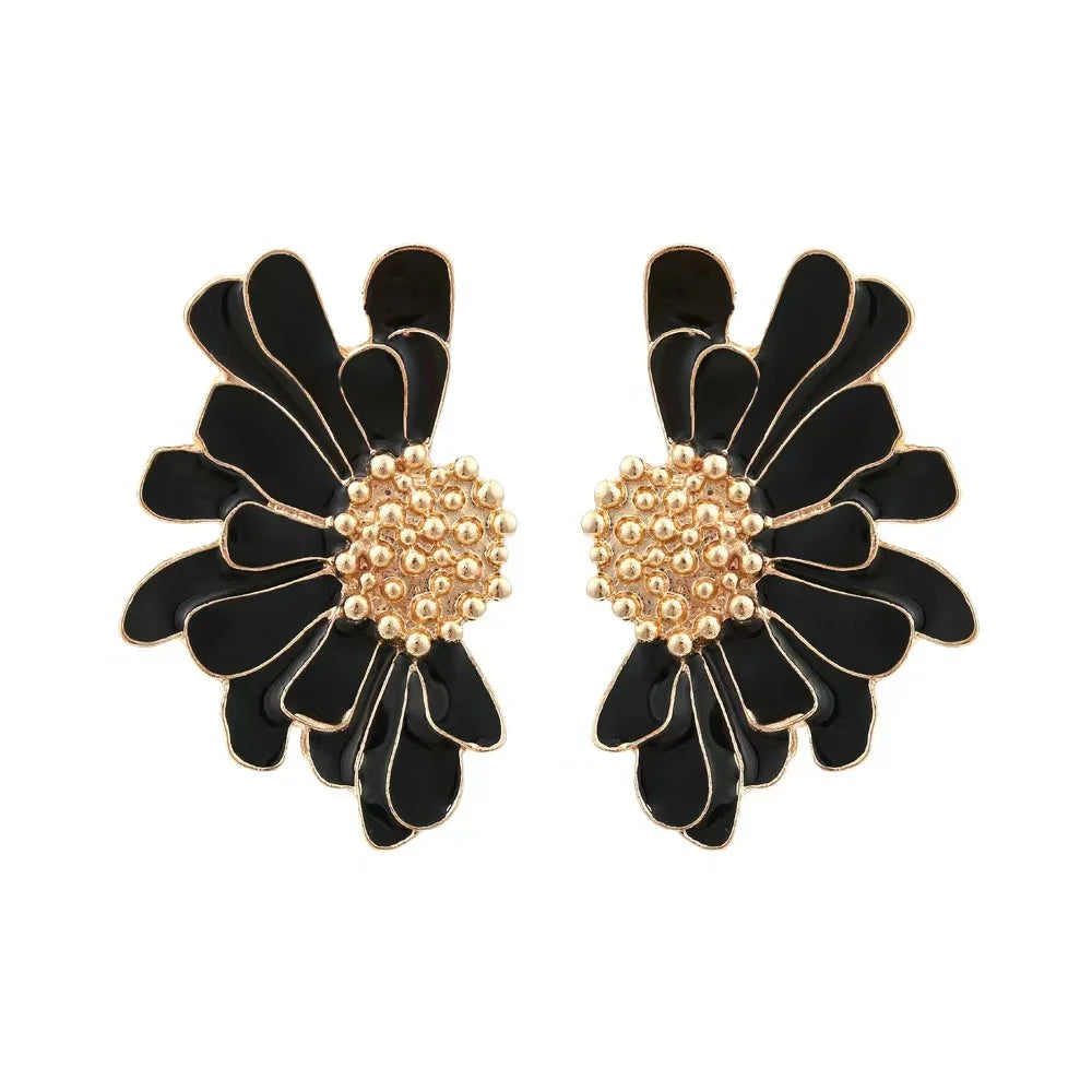 Personality Irregular Dasiy Flower Earrings for Woman Party Casual