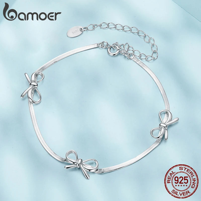BAMOER Zartes Armband aus 925er Sterlingsilber mit süßer Schleife für Damen und Mädchen, filigranes Armband mit Schleife und Schlangenknochenkette SCB296