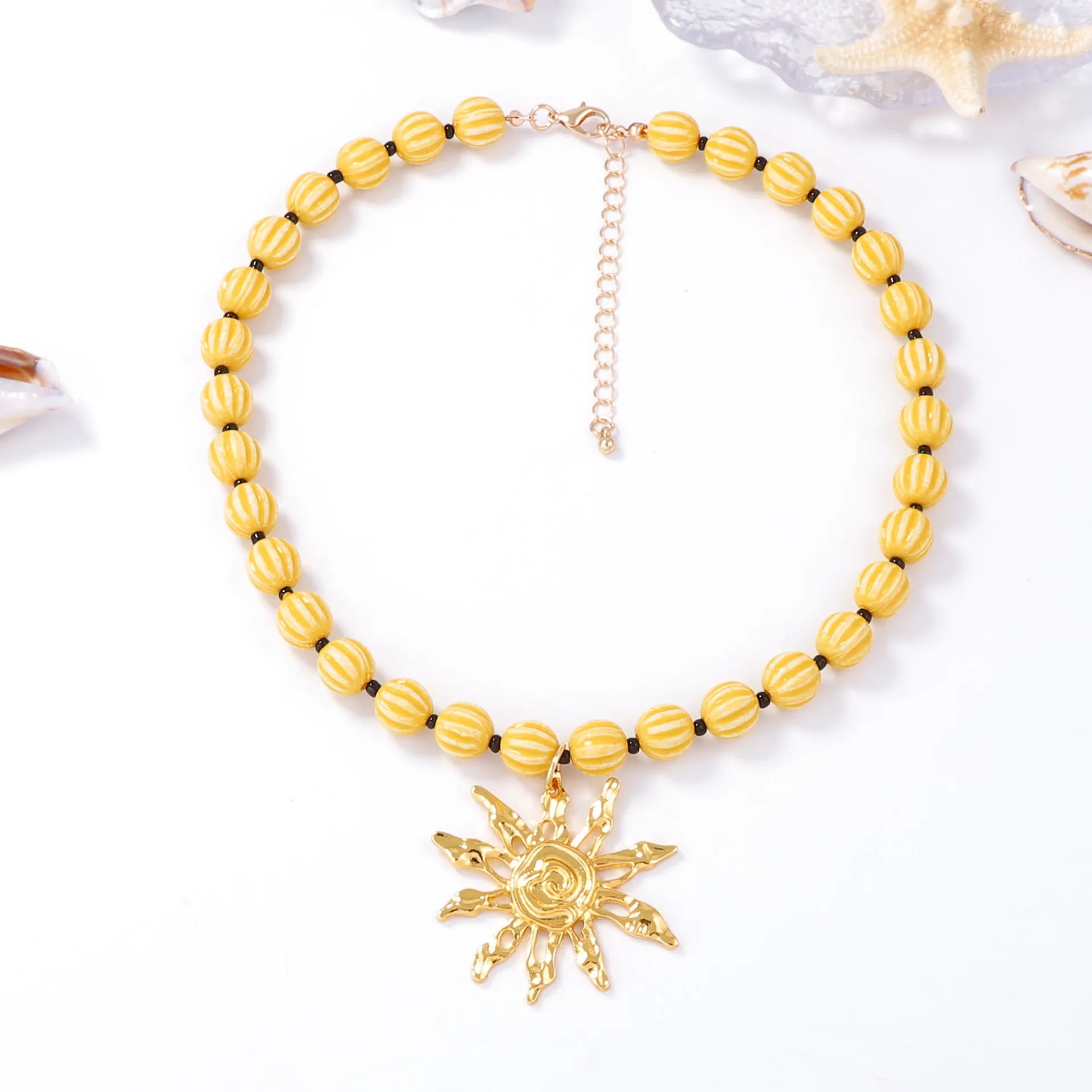 ZAA Fashion Leisure Alloy Sunflower Pendant Necklace