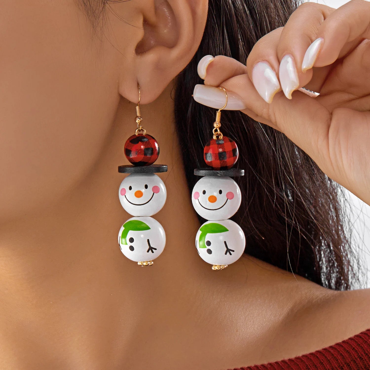 Cartoon Wooden Snowman Dangle Earrings For Women Wear A Hat Cute Santa Claus Wood Beads Earring Christmas Party New Year Gifts