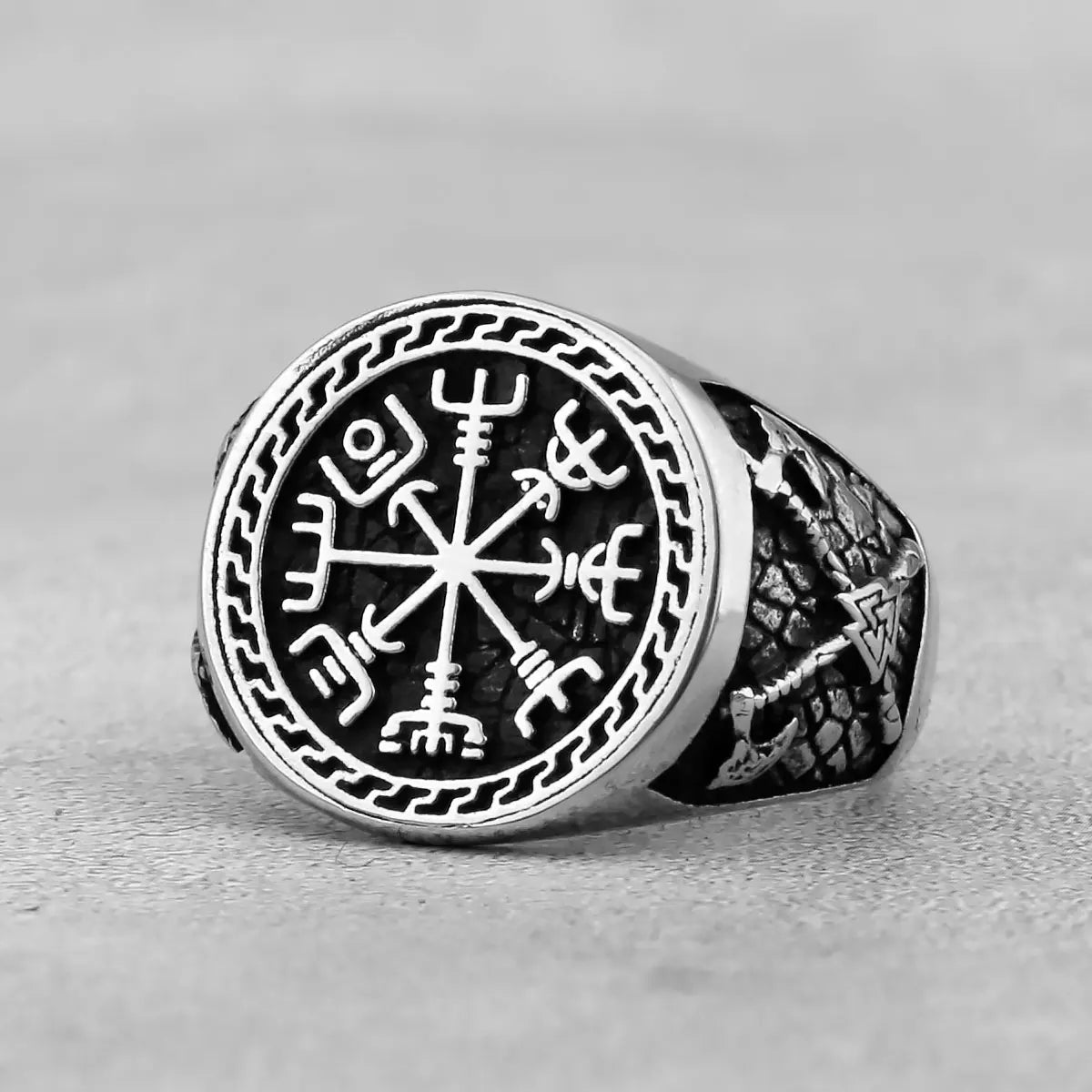 Vintage Stainless Steel Compass Men's Ring - Madeinsea©