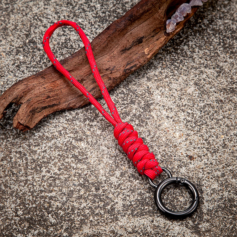 MKENDN 7-strängiges Paracord-Seil, geflochtener Schlüsselanhänger, Notfall-Schlüsselband für Outdoor-Aktivitäten, taktisches Überlebenswerkzeug, Rucksack-Schlüsselring gegen Verlust