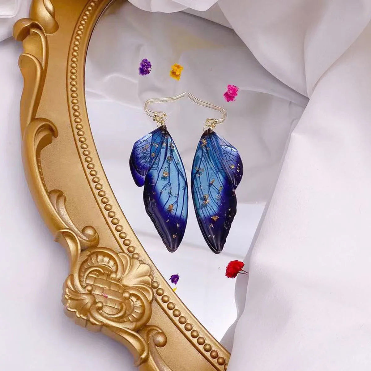 Minar Fairy Clear Gradient Resin Simulation Wings Butterfly Rhinestone Flake Long Dangle Earrings for Women Casual Party Jewelry