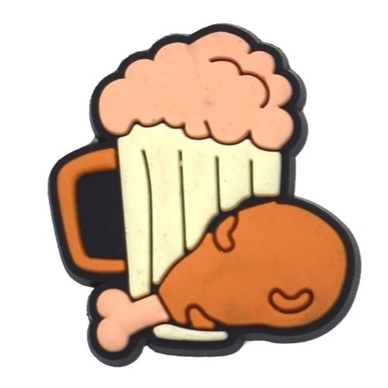 1 pièce de breloques en PVC pour chaussures Crocs, motif poulet à la bière, accessoires de bricolage, badge unisexe, boucle pour sandales, décoration pour jeans enfant.