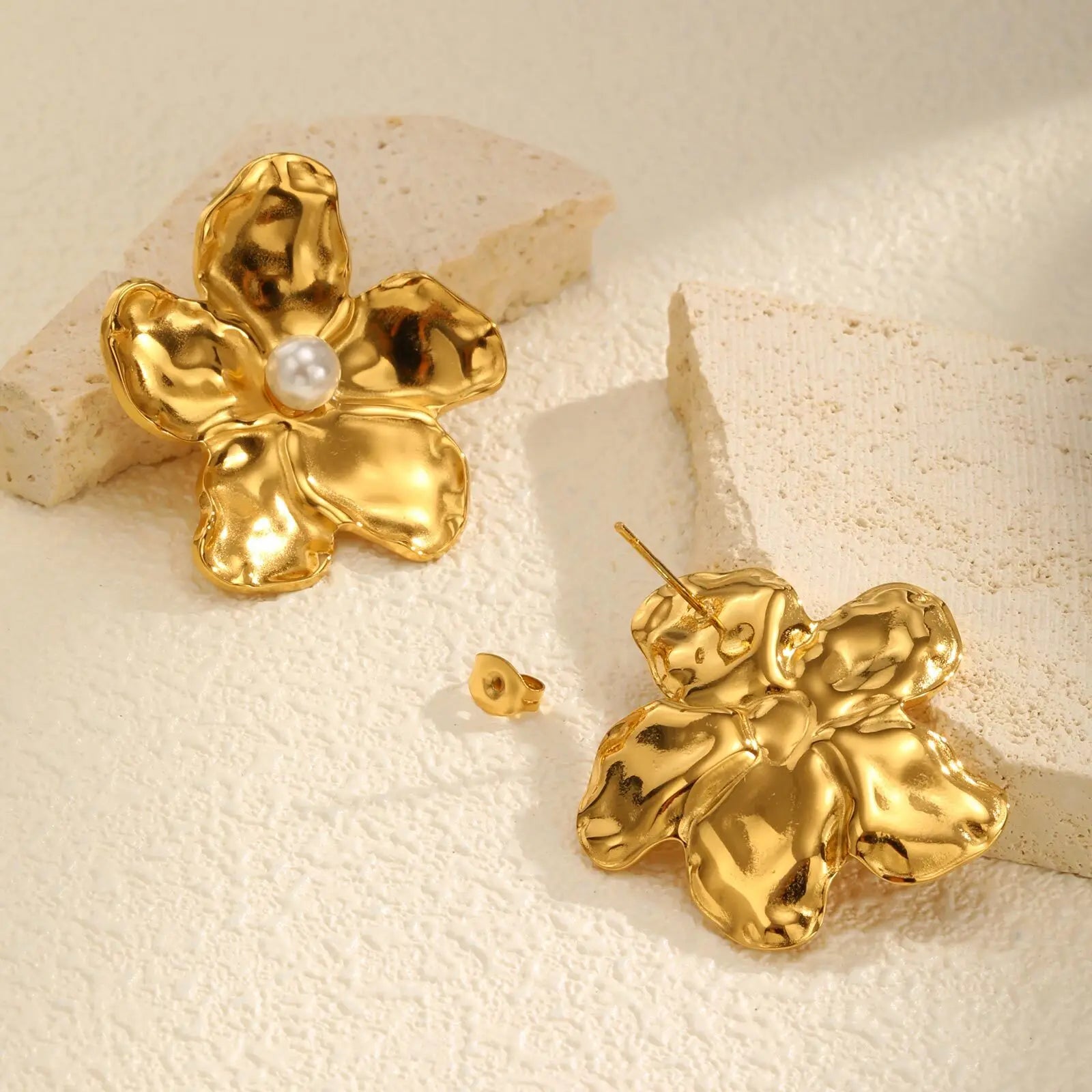 Vnox Gold Plated 3D Flower Earrings for Women Girls,Simulated Pearl Centered Floral Earrings,Waterproof Summer Holiday Jewelry