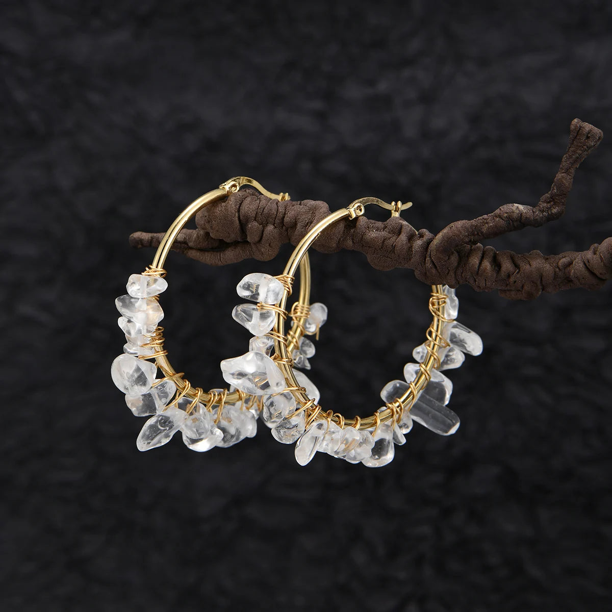 A Pair of Fashionable and Creative Round Natural Stone/Turquoise Earrings, Various Colors of Stone Earrings