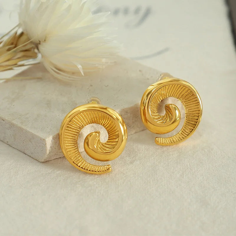 Stylish Stainless Steel 18K Gold Plated Conch Statement Studs for Women Texture Screw Earring Waterproof Jewelry Gift