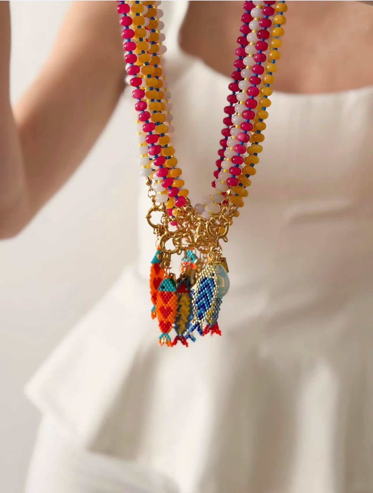 Bohemian Ocean Series hand-woven colorful fish pendant elegant and grand natural stone beaded necklace for girl go to beach