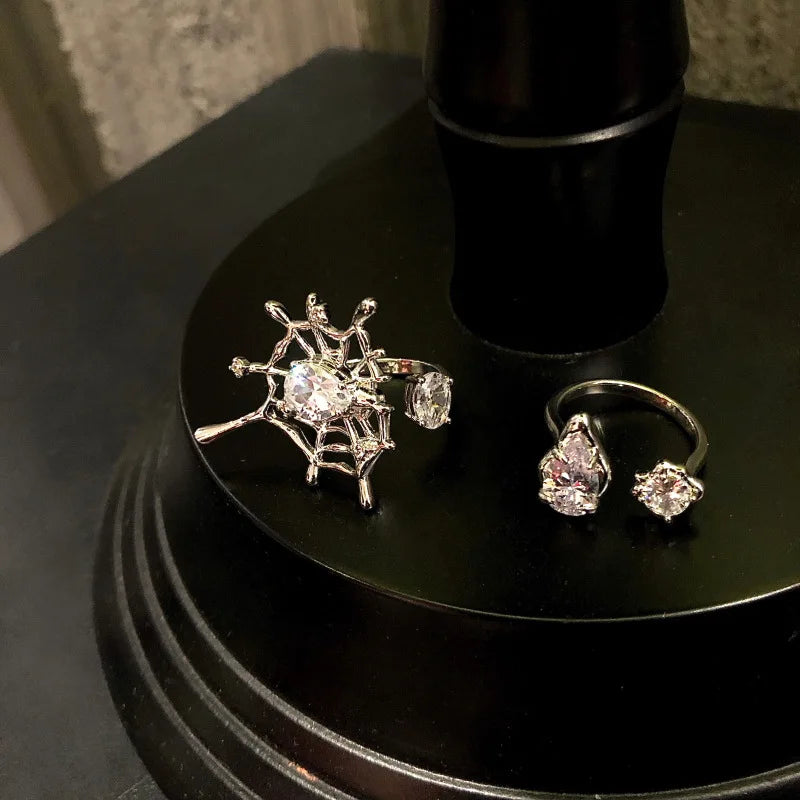 Halloween Creative Black Spider Opening Ring For Women Crystal Irregular Dark Animal Bat Ghost Gothic Finger Rings Party Jewelry