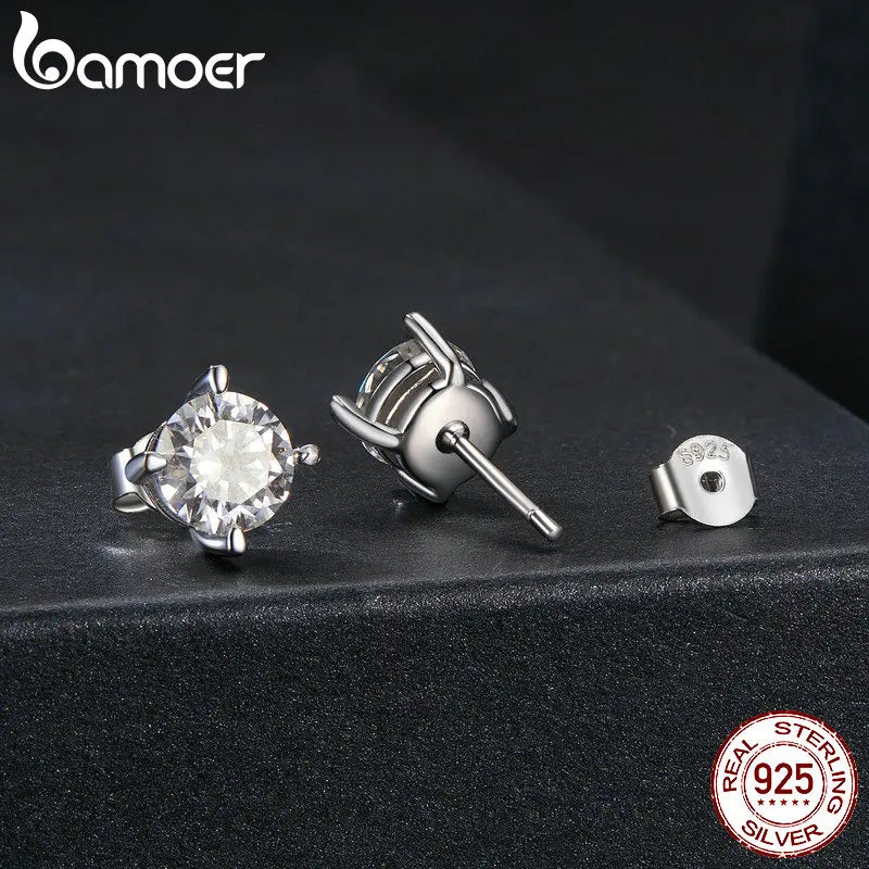 BAMOER Vergoldete runde Moissanit-Ohrstecker für Damen, 925er Sterlingsilber, klassischer Verlobungs- und Hochzeitsschmuck, Geschenk MSE038