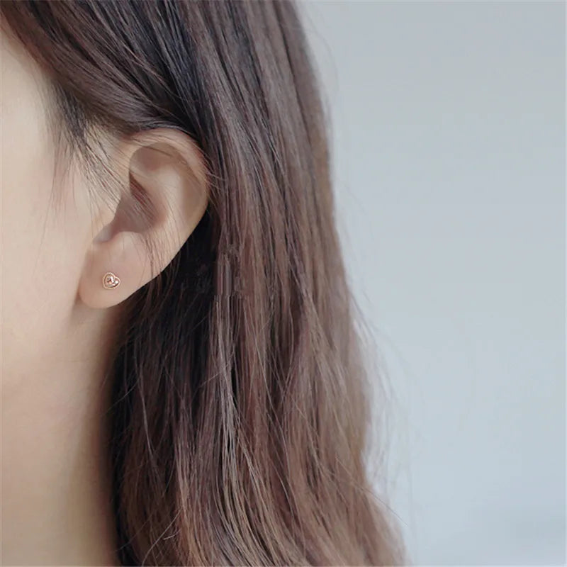 925 Sterling Silber 14k Vergoldete Ohrstecker Niedliche Kuchen Seite Herz Ohrringe Einfache Student Koreanischer Schmuck Großhandel