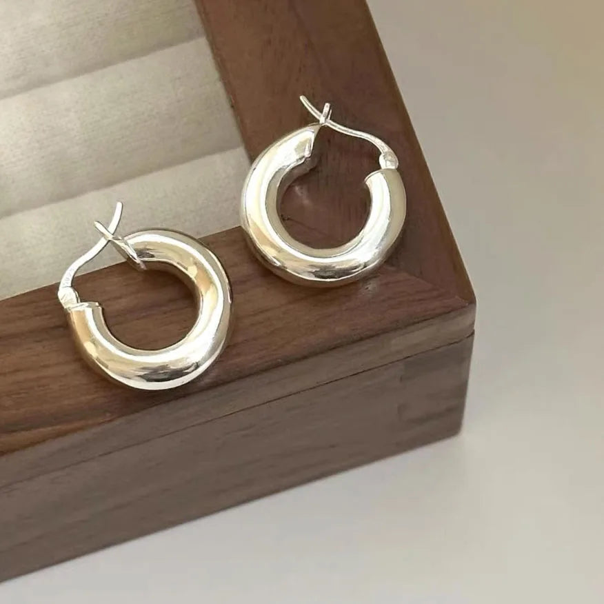 BF CLUB Boucles d'oreilles rondes en argent sterling 925 pour femmes et filles, bijoux tendance et sexy, cadeau de fête ou de mariage