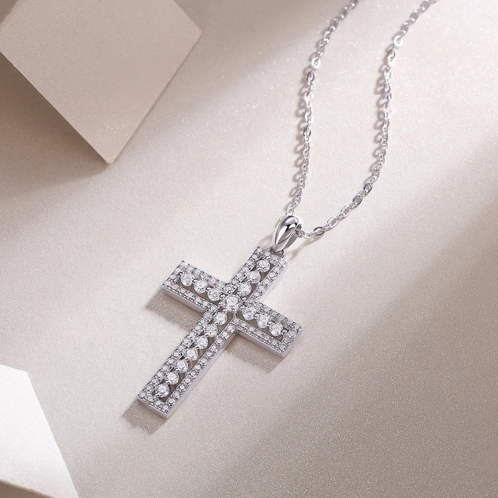 Serenity All D Moissanite Cross Necklace For Women Gift S925 Sterling Silver Sparkling Jesus Pendant Necklace Plated 18K Jewelry