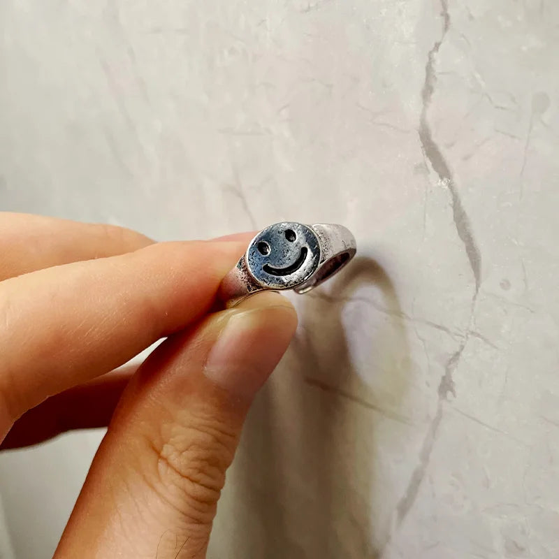 Retro Smile Face Ring For Men Women Silver Color Punk Gothic Rock Hiphop Open Ring Handmade Designer Jewelry Unisex Accessories